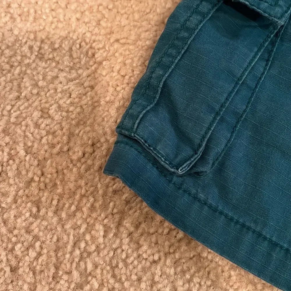 GYMBOREE SIZE 8 KIDS CARGO SHORTS